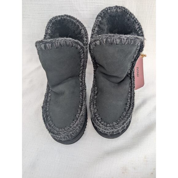 Mou Women's Eskimo 18 Ankle Boots Sz 39 US Black Sheepskin